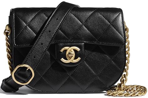 chanel messenger bag 2021